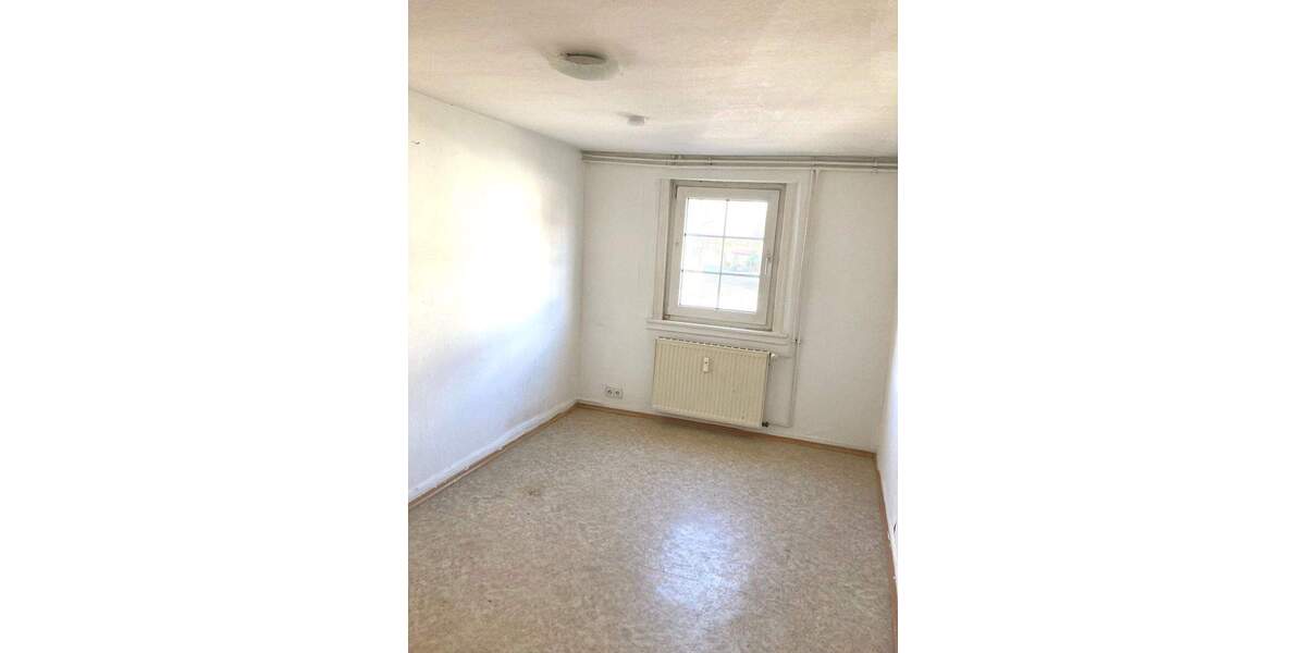 Einfamilienhaus Friesenheim - 8 Zimmer, 205 m&sup2;, 205.000&euro; | Angebot:25778877