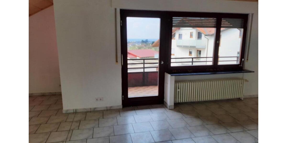 Etagenwohnung Lauf - 4 Zimmer, 95 m&sup2;, 1.000&euro; | Angebot:25885557