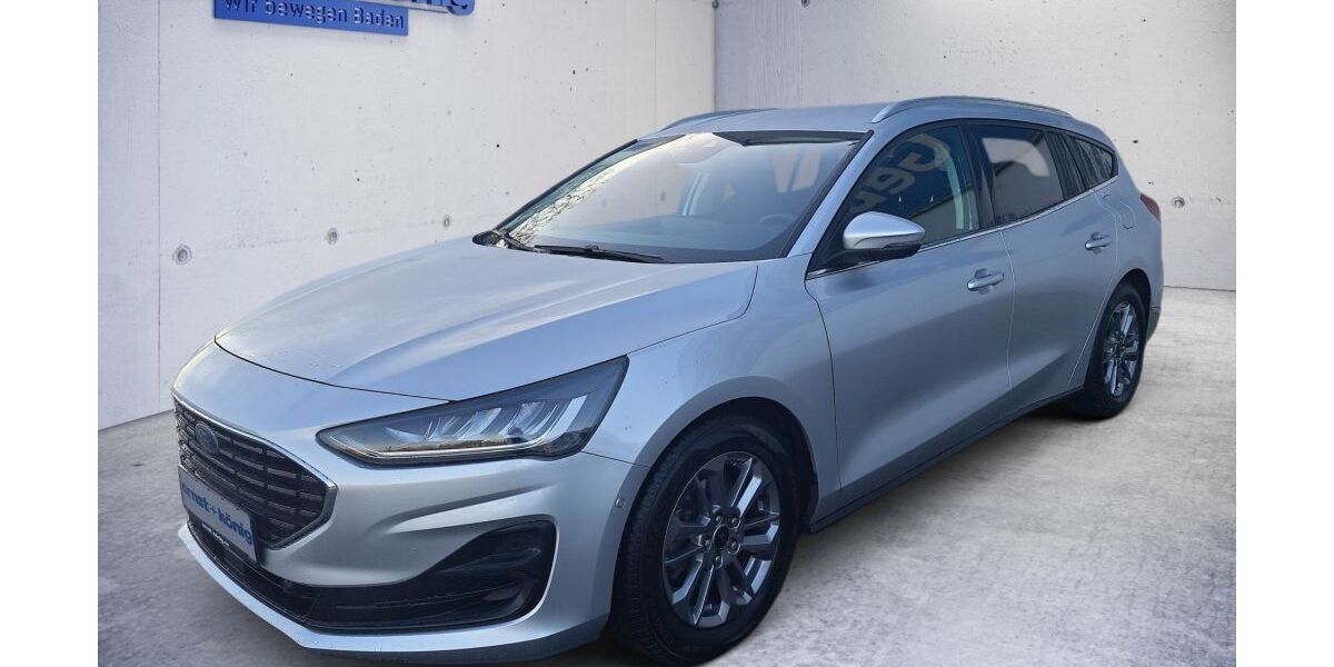 Ford Focus 91.850 km 17.490 &euro; Offenburg- Industriegebiet Elgersweier-Nord 77656