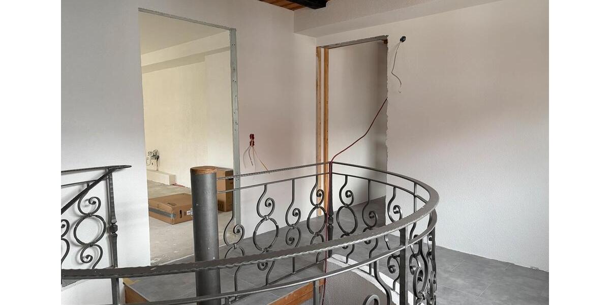 Erdgeschoßwohnung Lahr (Schwarzwald) - 7 Zimmer, 215 m&sup2;, 520.000&euro; | Angebot:25290420