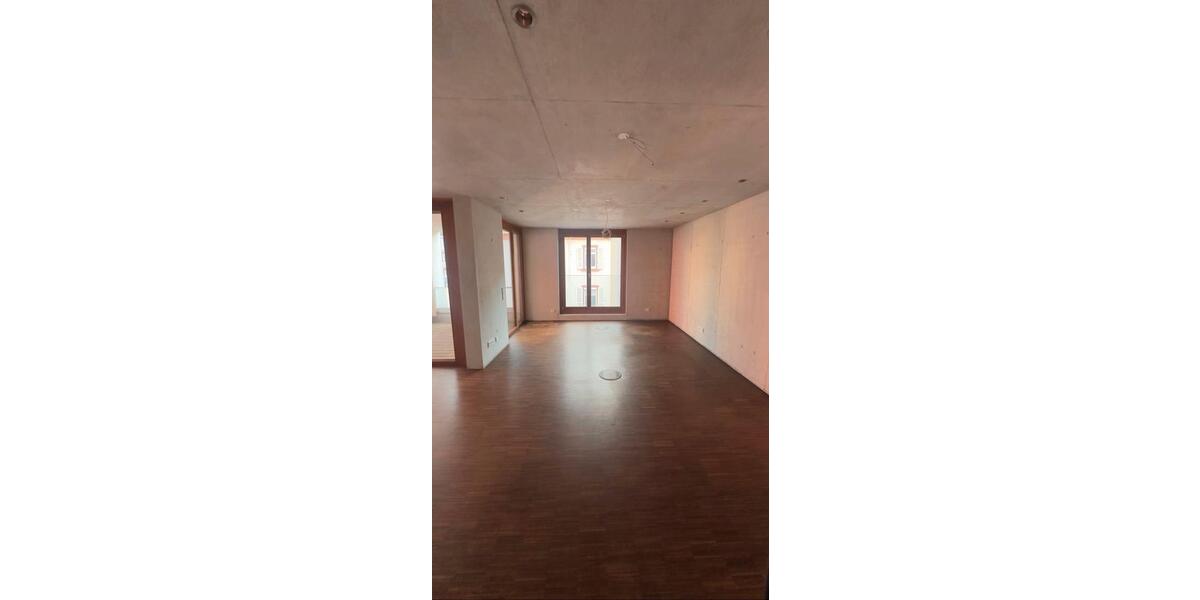 Etagenwohnung Offenburg Rammersweier - 3 Zimmer, 82 m&sup2;, 1.400&euro; | Angebot:25935946