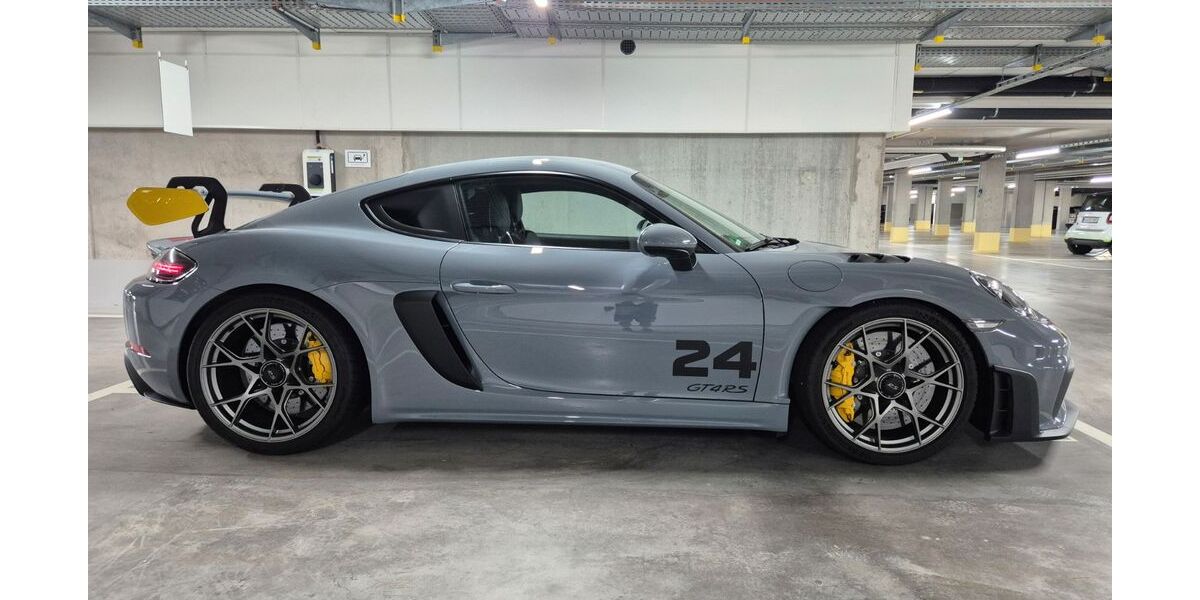 Porsche Cayman 2.400 km 154.500 &euro; Achern 77855
