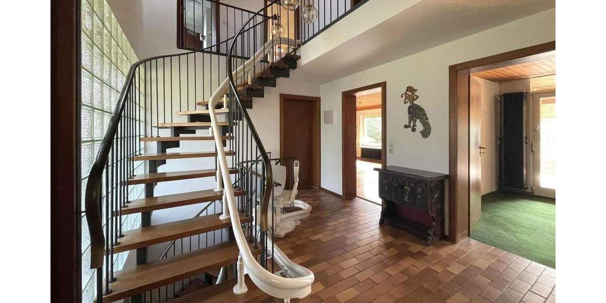 Einfamilienhaus Offenburg Zell-Weierbach - 6 Zimmer, 170 m&sup2;, 480.000&euro; | Angebot:25703651