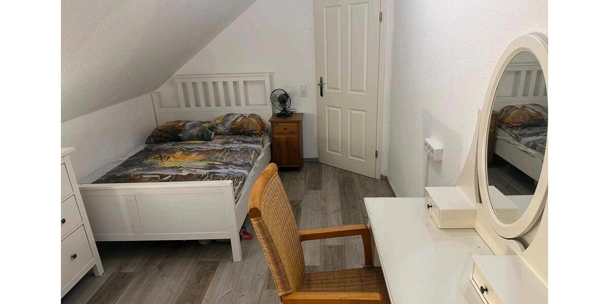 Etagenwohnung Lahr (Schwarzwald) - 1 Zimmer, 15 m&sup2;, 600&euro; | Angebot:25903874