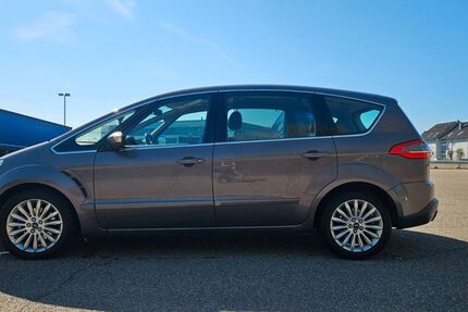 Ford S-Max 250.000 km 4.100 &euro; Offenburg 77652