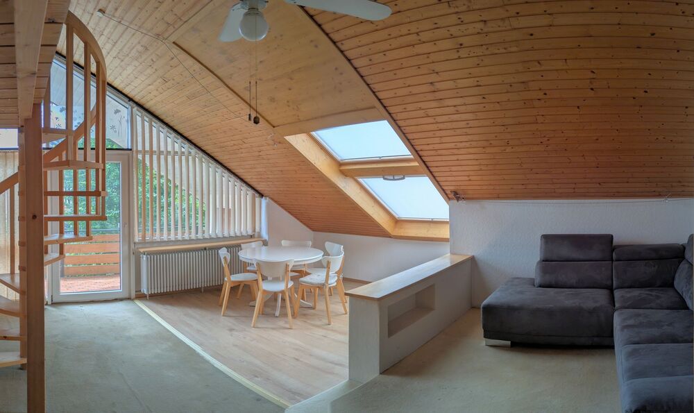 Toplage in Zell-Weierbach: Großzügiges, helles und ruhiges Haus umgeben von viel Grün - Einfamilienhaus Offenburg Rammersweier | Angebot:27018965