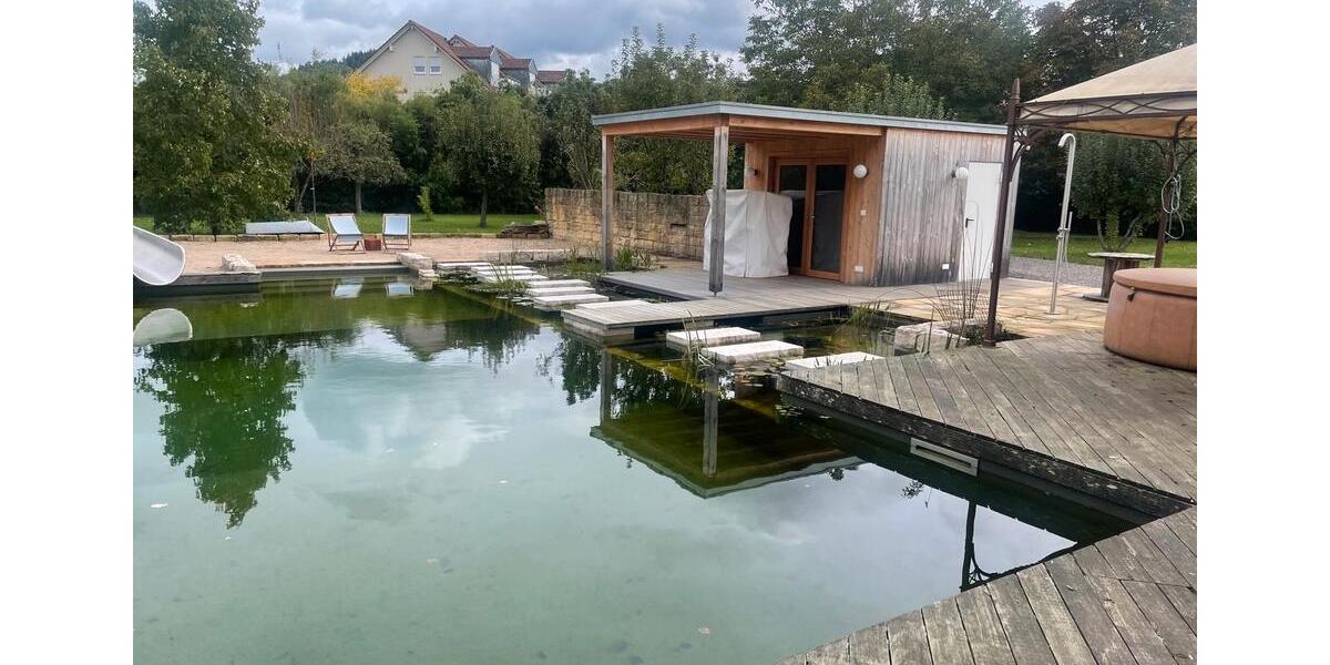 Etagenwohnung Gengenbach - 7 Zimmer, 150 m&sup2;, 150&euro; | Angebot:25127573