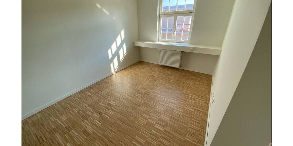 Gewerbeobjekt Gengenbach - 4 Zimmer, 1.780&euro; | Angebot:25797297