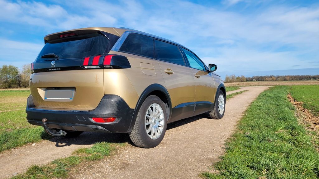 Peugeot 5008 215.000 km 9.500 &euro; Kehl 77694