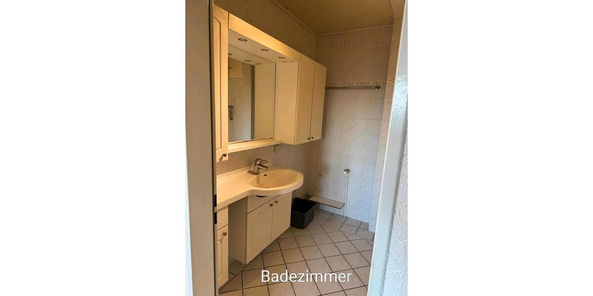 Etagenwohnung Lahr (Schwarzwald) - 3 Zimmer, 82 m&sup2;, 200.000&euro; | Angebot:26019887