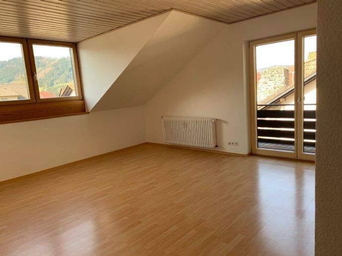 Etagenwohnung Haslach im Kinzigtal - 3 Zimmer, 78 m&sup2;, 700&euro; | Angebot:26867405