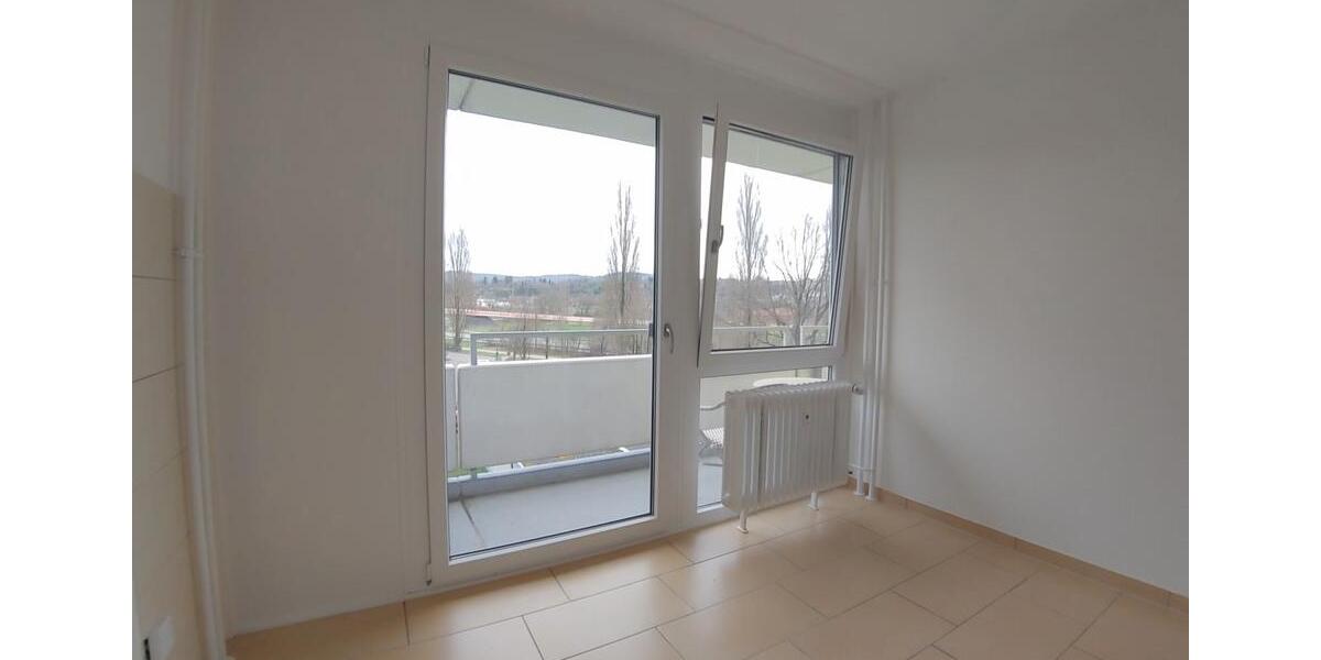Etagenwohnung Lahr (Schwarzwald) - 2 Zimmer, 69 m&sup2;, 189.000&euro; | Angebot:26714205