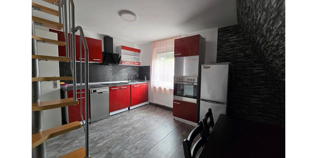 Etagenwohnung Friesenheim - 3 Zimmer, 100 m&sup2;, 1.200&euro; | Angebot:26042454