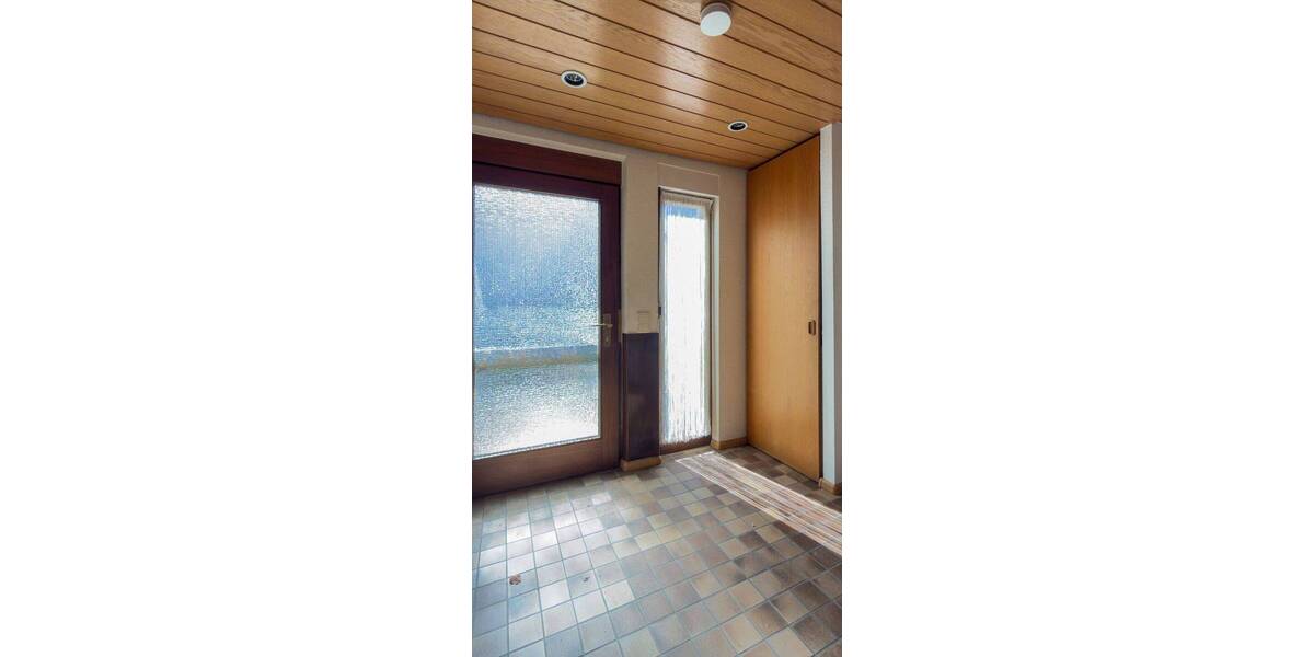 Etagenwohnung Lahr - 6 Zimmer, 222 m&sup2;, 465.000&euro; | Angebot:26641776