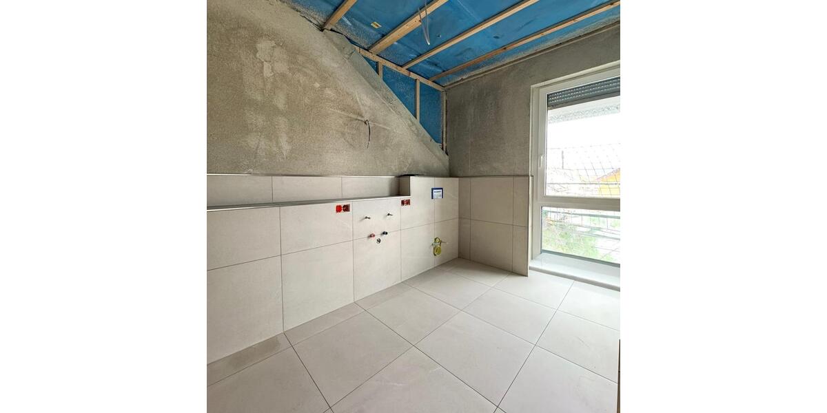 Etagenwohnung Bühl - 4 Zimmer, 90 m&sup2;, 747&euro; | Angebot:25781829