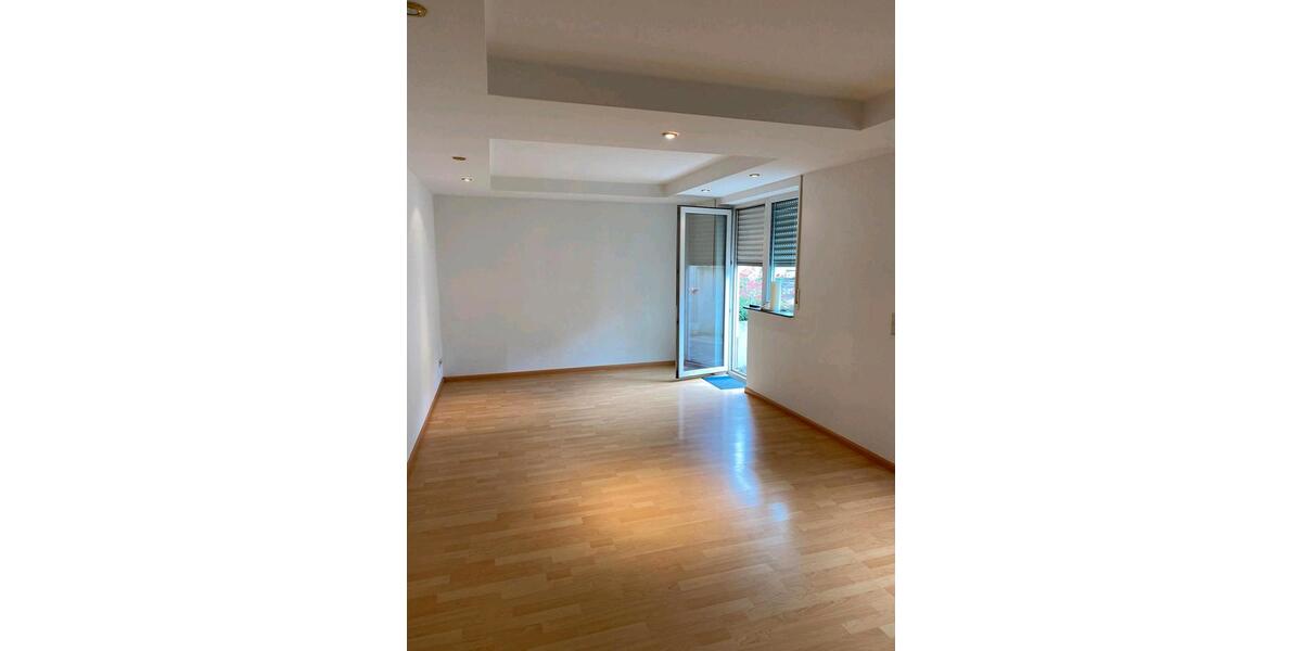 Etagenwohnung Lahr (Schwarzwald) - 2 Zimmer, 87 m&sup2;, 275.000&euro; | Angebot:23220493