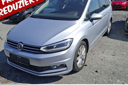 VW Touran 221.000 km 9.985 &euro; Achern 77855