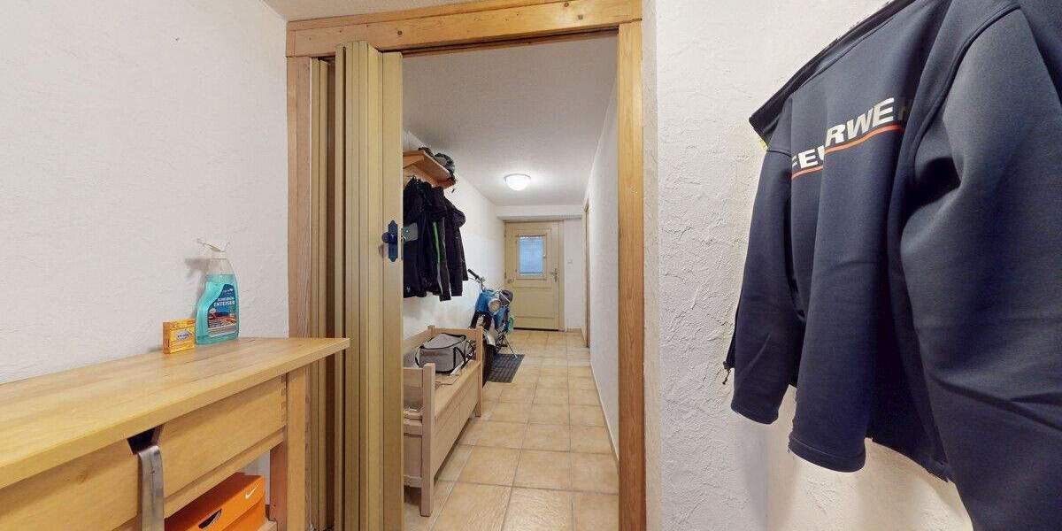 Reihenmittelhaus Ettenheim - 5 Zimmer, 93 m&sup2;, 210.000&euro; | Angebot:25877198