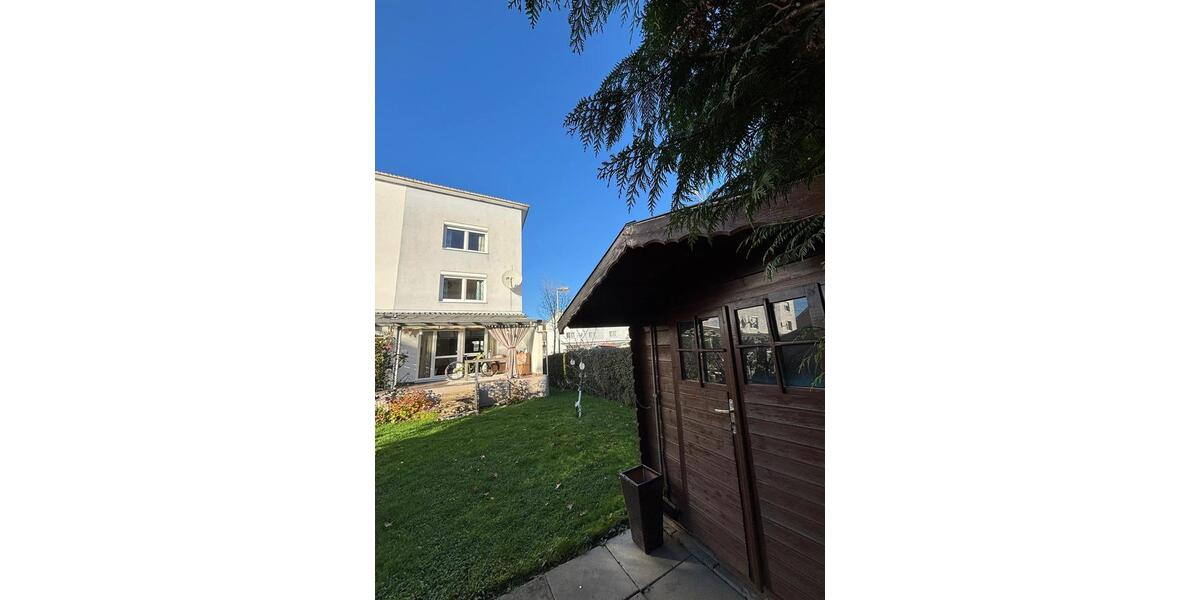 Reihenhaus Offenburg Elgersweier - 6 Zimmer, 110 m&sup2;, 550.000&euro; | Angebot:23746886