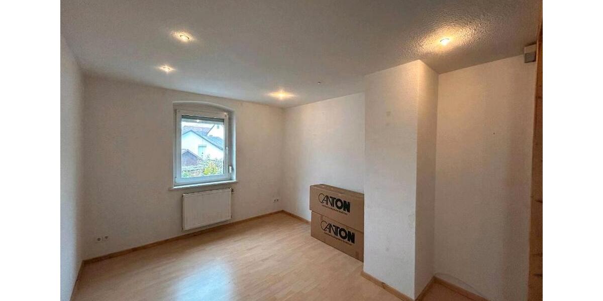 Einfamilienhaus Herbolzheim - 6 Zimmer, 198 m&sup2;, 398.000&euro; | Angebot:25640279