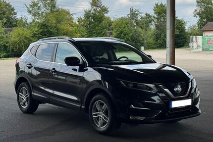 Nissan Qashqai 77.493 km 15.800 &euro; Sasbach 77880