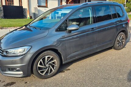 VW Touran 89.000 km 18.500 &euro; Zell am Harmersbach 77736