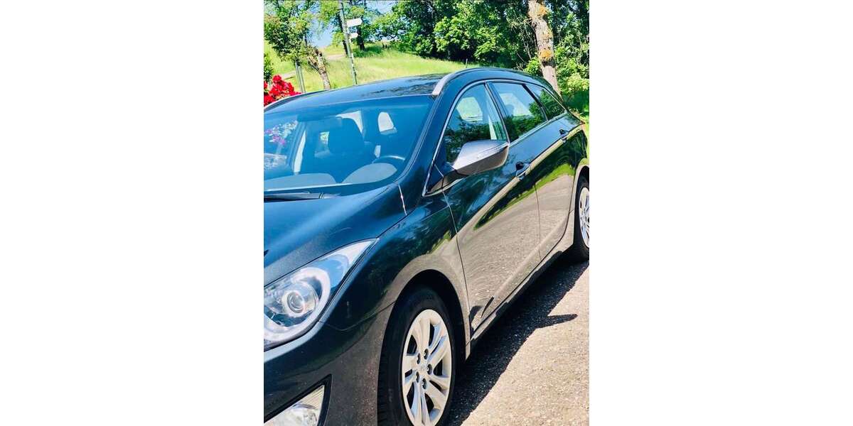 Hyundai i40 154.000 km 7.500 &euro; Lauf 77886