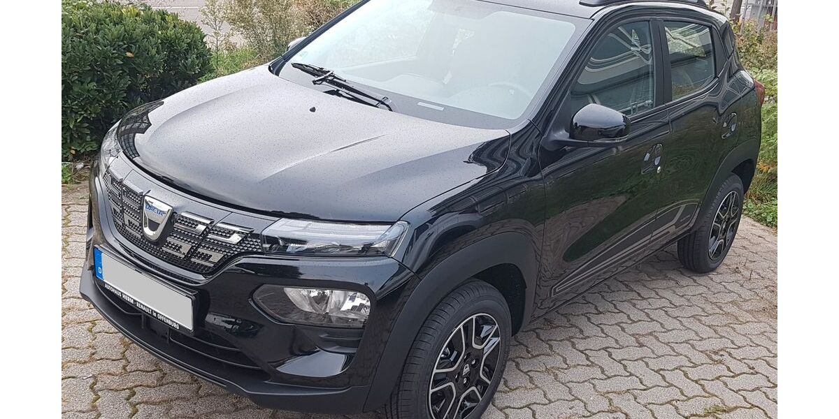 Dacia Spring 33.000 km 11.700 &euro; Offenburg 77654