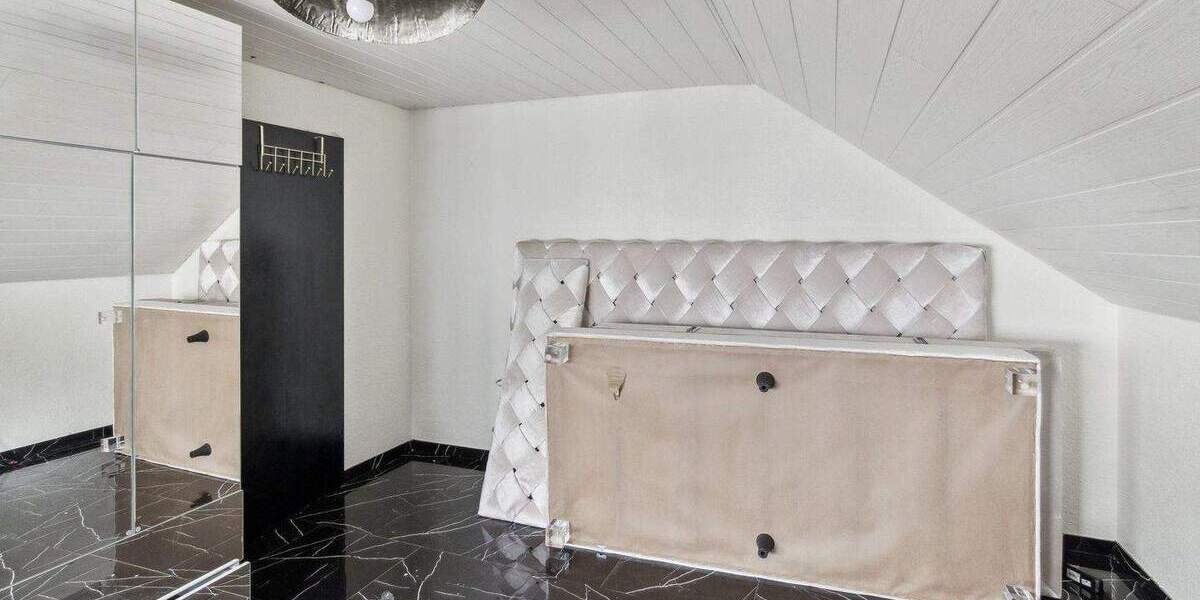 Etagenwohnung Kehl Goldscheuer - 6 Zimmer, 138 m&sup2;, 349.000&euro; | Angebot:25800585