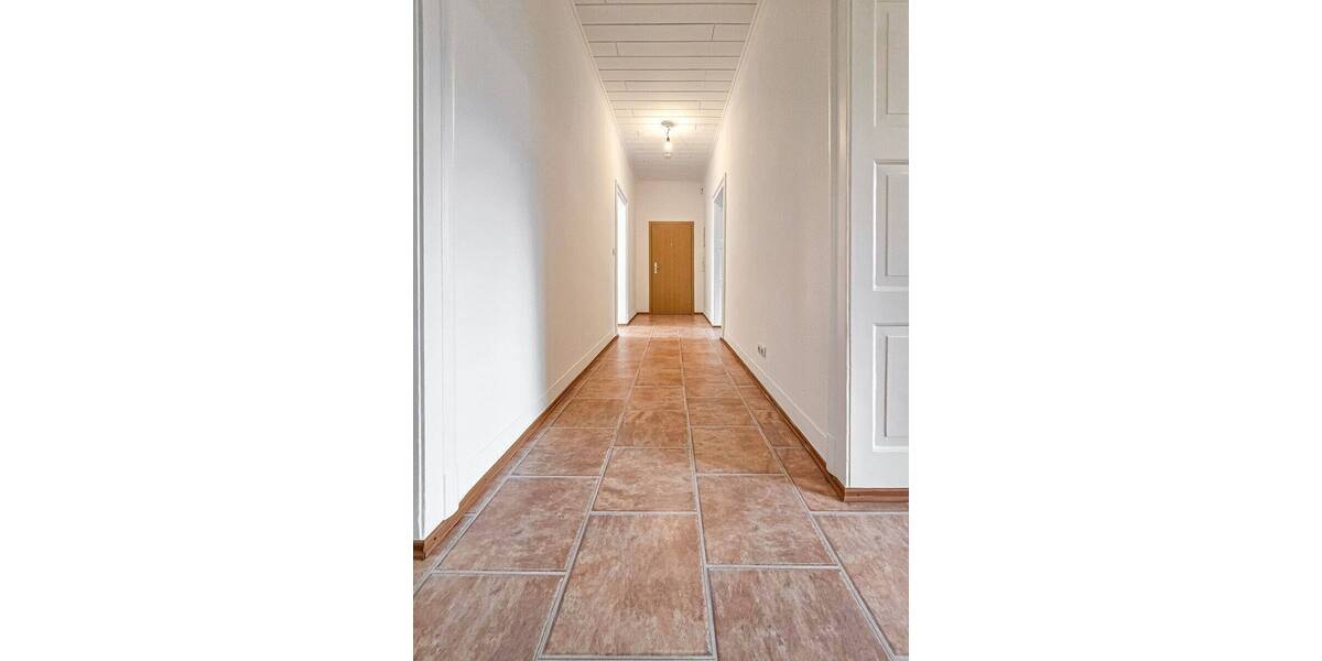 Etagenwohnung Kehl - 3 Zimmer, 92 m&sup2;, 185.000&euro; | Angebot:25694411