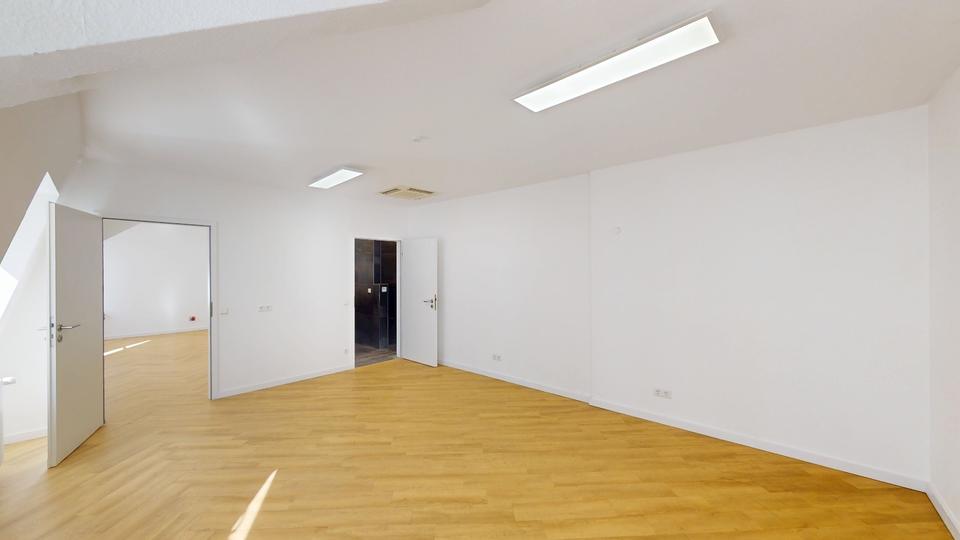 Gewerbeobjekt Offenburg - 1.500&euro; | Angebot:23909801