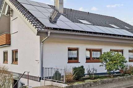 Haus Ottenhöfen im Schwarzwald - 9 Zimmer, 306 m&sup2;, 429.000&euro; | Angebot:24342094