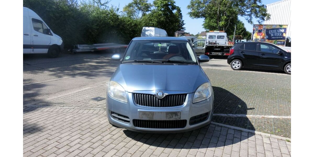 Skoda Fabia 283.577 km 1.499 &euro; Bühl 77815