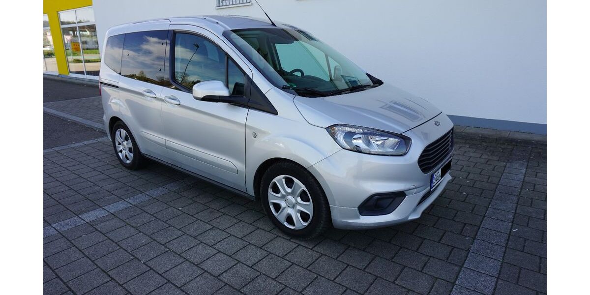 Ford Tourneo Courier 162.800 km 8.700 &euro; Lahr 77933