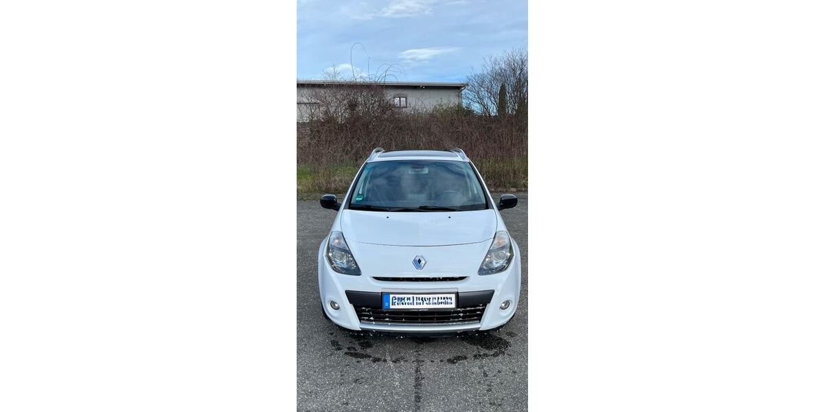Renault Clio 96.500 km 3.799 &euro; Offenburg 77654