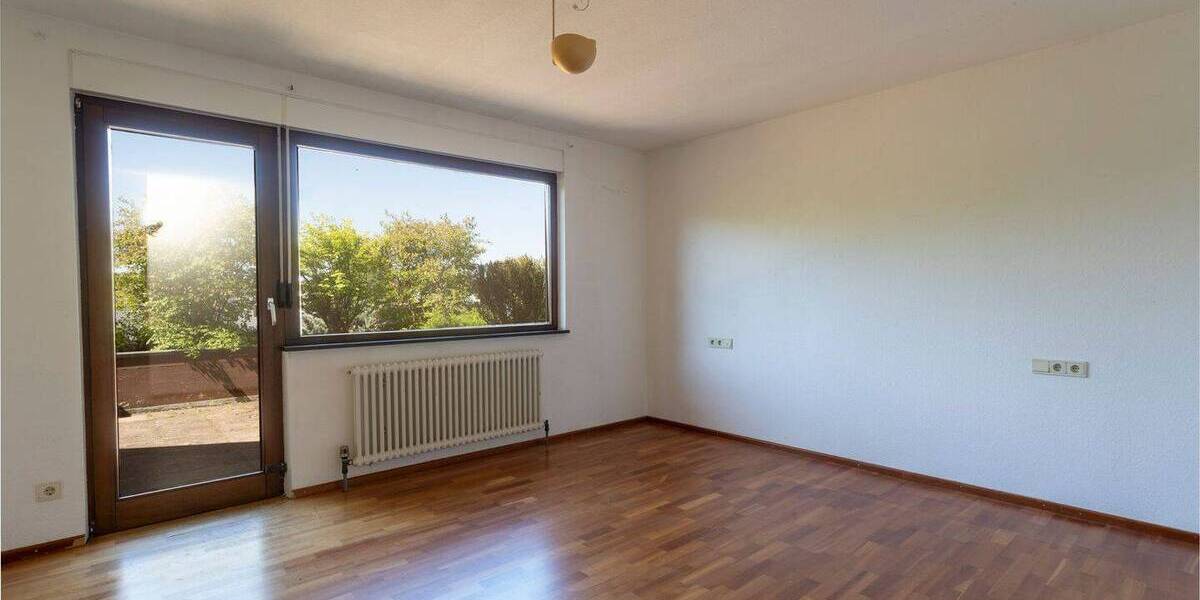 Etagenwohnung Lahr - 6 Zimmer, 222 m&sup2;, 465.000&euro; | Angebot:26641776