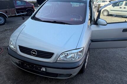 Opel Zafira 119.000 km 2.599 &euro; Gengenbach 77723