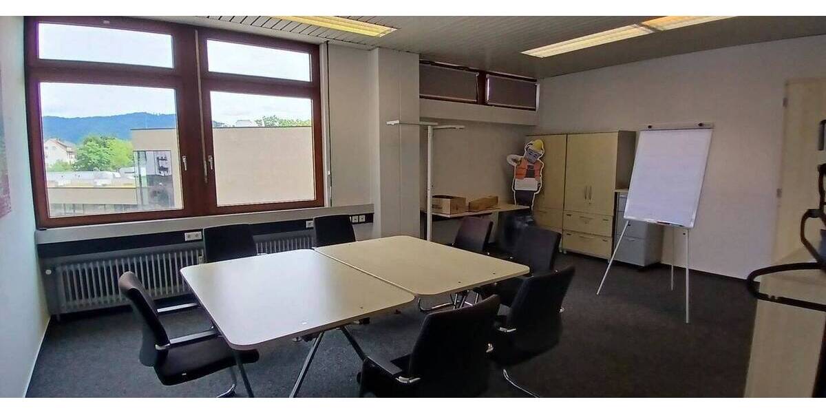 Gewerbeobjekt Offenburg Stadtmitte - 9 Zimmer, 342 m&sup2;, 3.420&euro; | Angebot:25664954