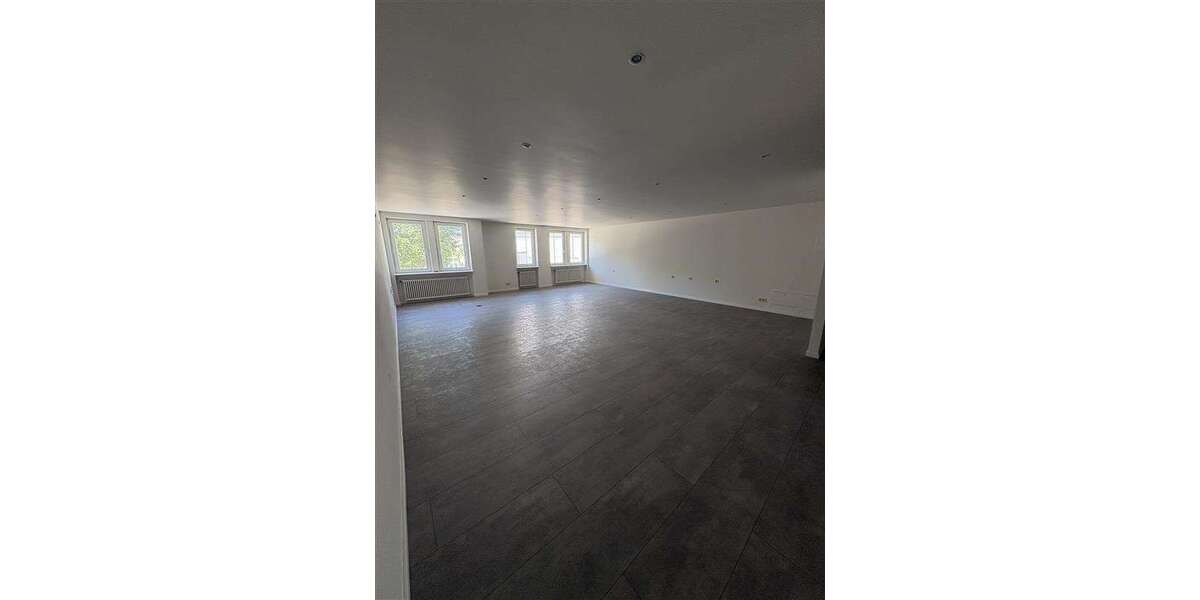 Etagenwohnung Achern - 2.5 Zimmer, 120 m&sup2;, 1.260&euro; | Angebot:26831108