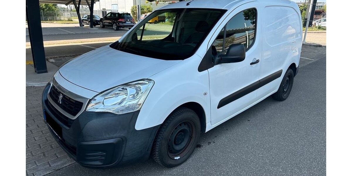 Peugeot Partner 161.000 km 5.250 &euro; Lahr 77933