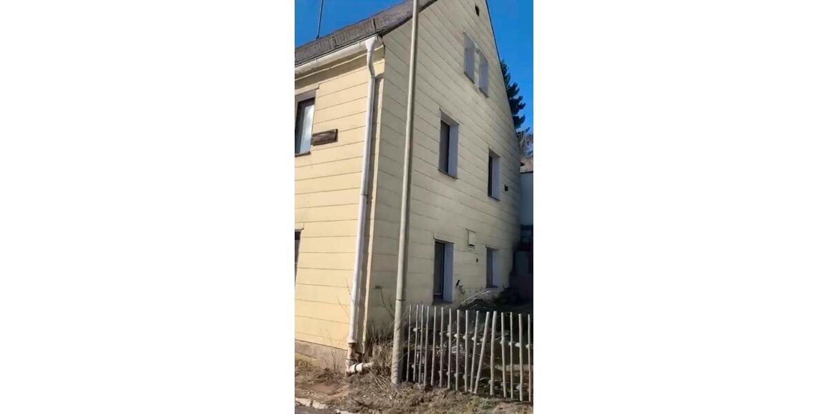 Einfamilienhaus Kehl - 8 Zimmer, 180 m&sup2;, 59.000&euro; | Angebot:25432969