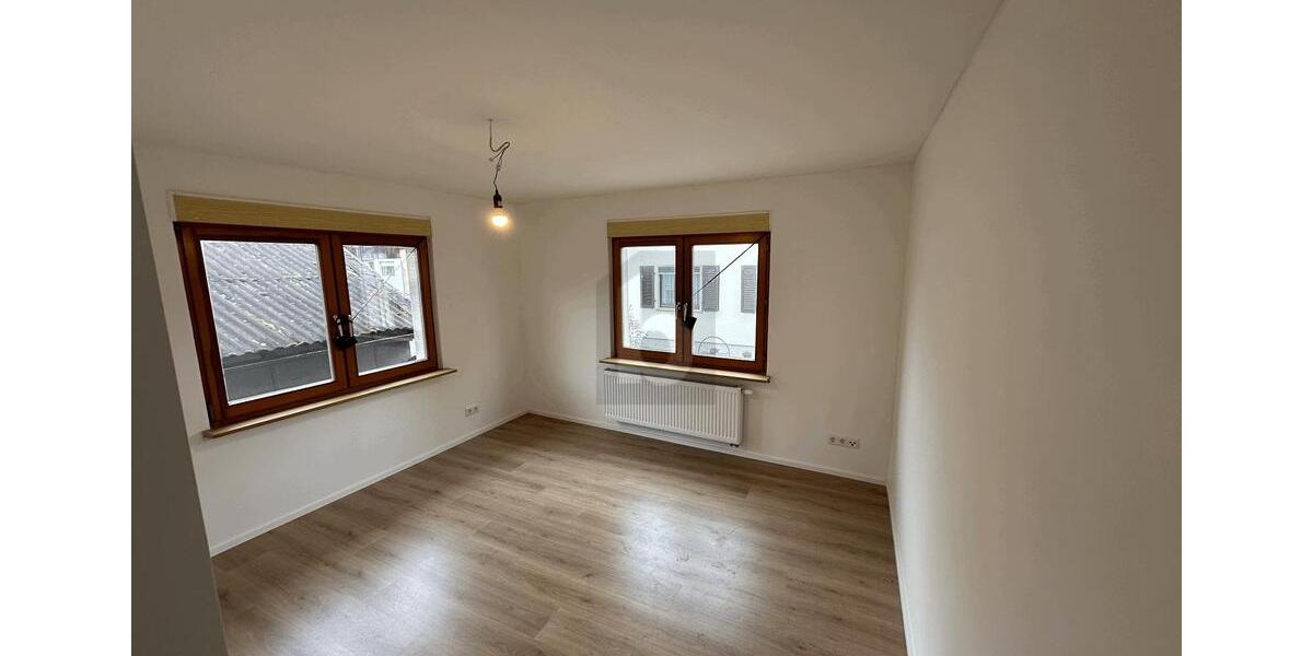 Doppelhaushälfte Biberach - 5 Zimmer, 150 m&sup2;, 369.000&euro; | Angebot:24160803