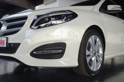 Mercedes-Benz B 180 93.713 km 16.480 &euro; Bühl 77815