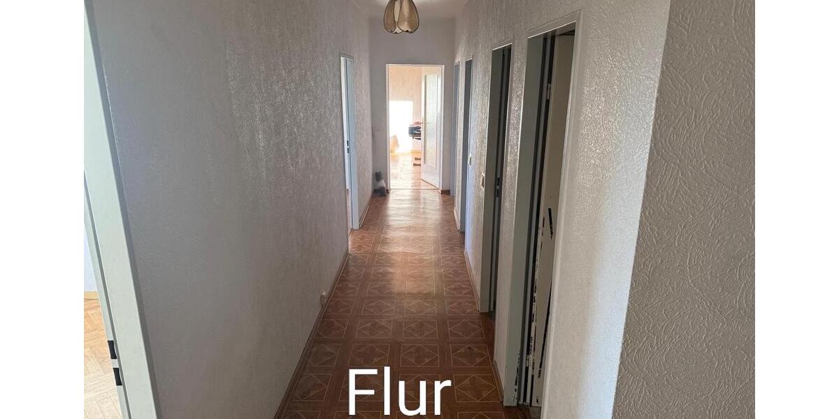 Etagenwohnung Lahr (Schwarzwald) - 3 Zimmer, 82 m&sup2;, 205.000&euro; | Angebot:26130402
