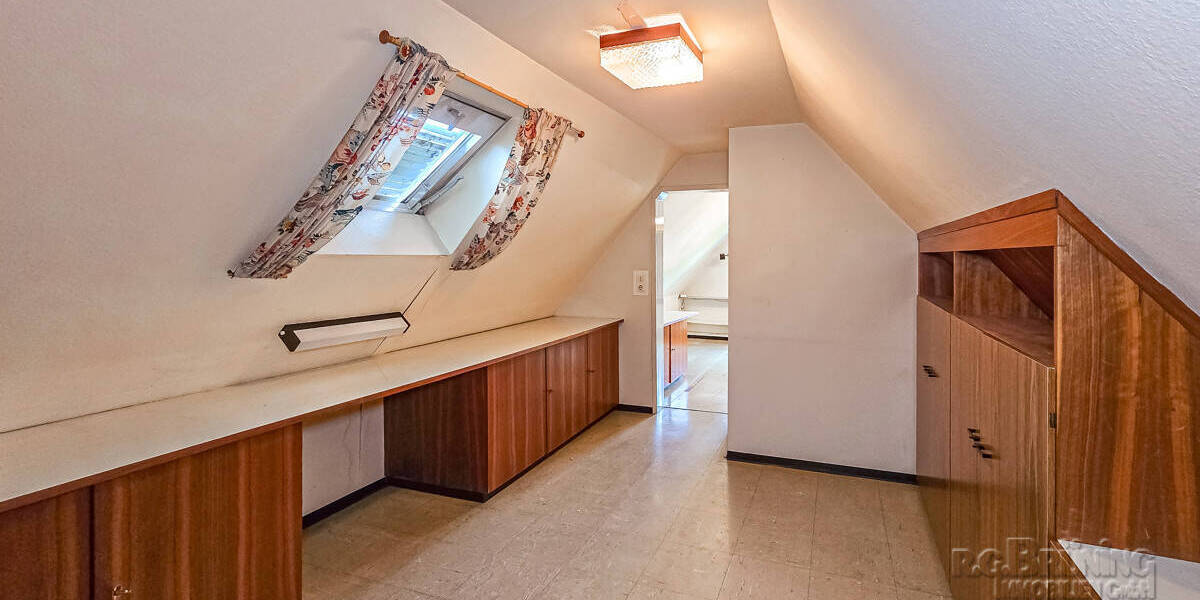 Mehrfamilienhaus, Wohnhaus Kehl - 9 Zimmer, 214 m&sup2;, 699.000&euro; | Angebot:25694405