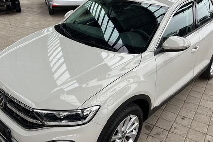 VW T-Roc 44.215 km 26.900 &euro; Sasbach 77880