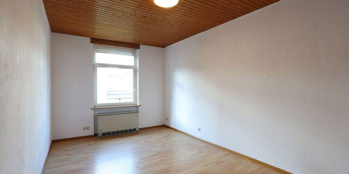 Zimmer Offenburg Südoststadt - 5 Zimmer, 142 m&sup2;, 1.390&euro; | Angebot:25698770