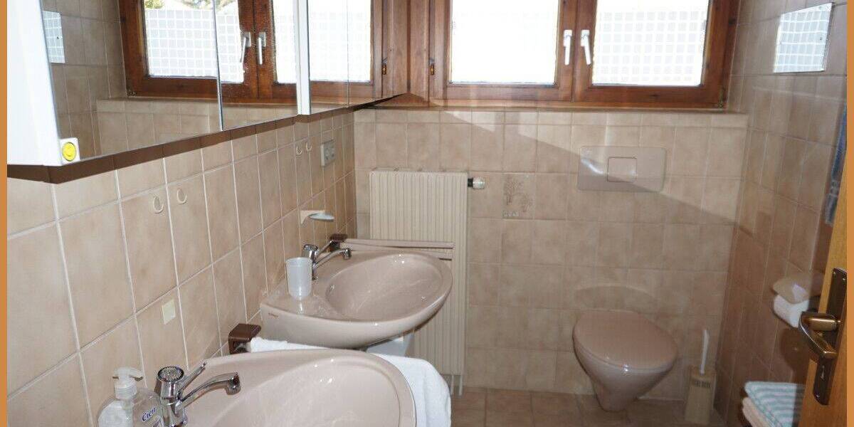 Einfamilienhaus Zell am Harmersbach Zell - 8 Zimmer, 222 m&sup2;, 769.000&euro; | Angebot:26816491