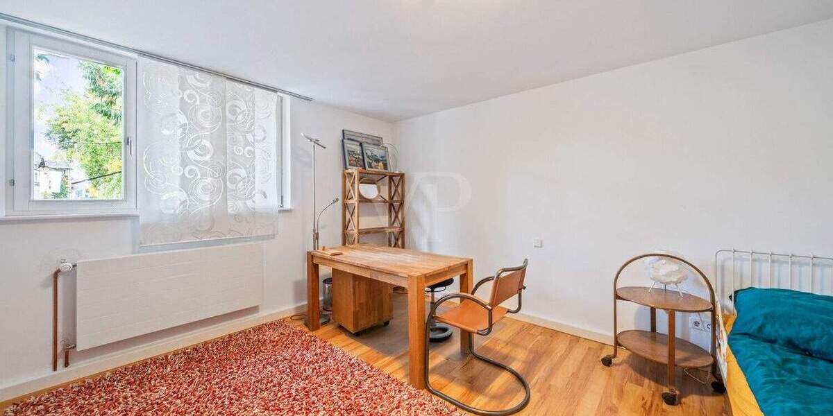 Einfamilienhaus Offenburg Stadtmitte - 1 Zimmer, 352 m&sup2;, 890.000&euro; | Angebot:25660475