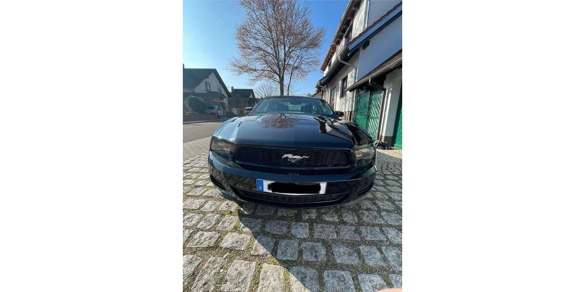 Ford Mustang 105.000 km 14.500 &euro; Lichtenau 77839